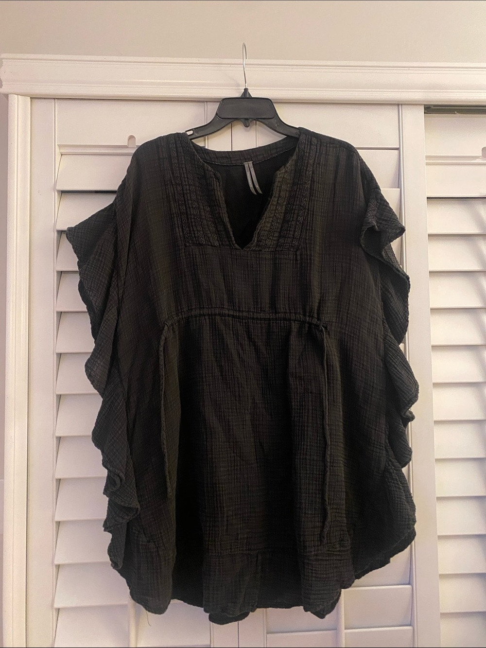 Anthropologie Black Textured V-Neck Ruffle Sleeve Tunic